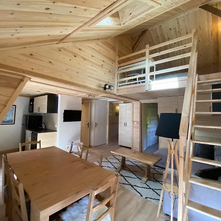 Magnifique T3, En Plein Centre Du Village